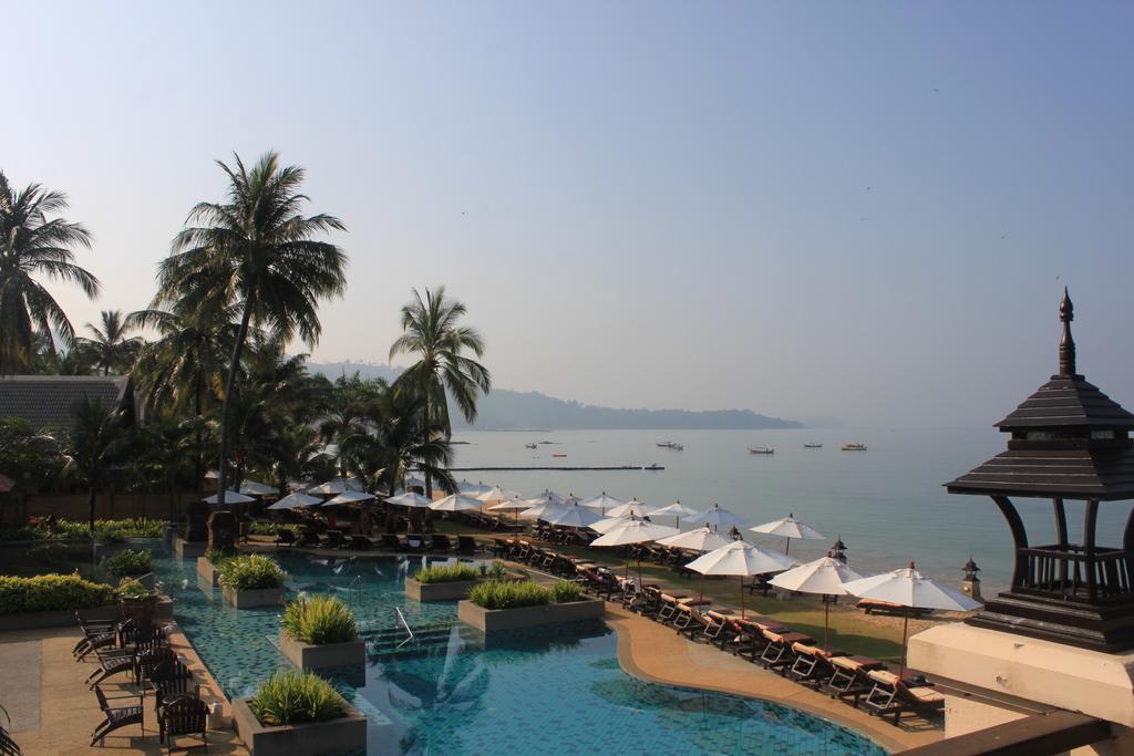 Mukdara Beach Villa & Spa Resort Khaulak Kültér fotó