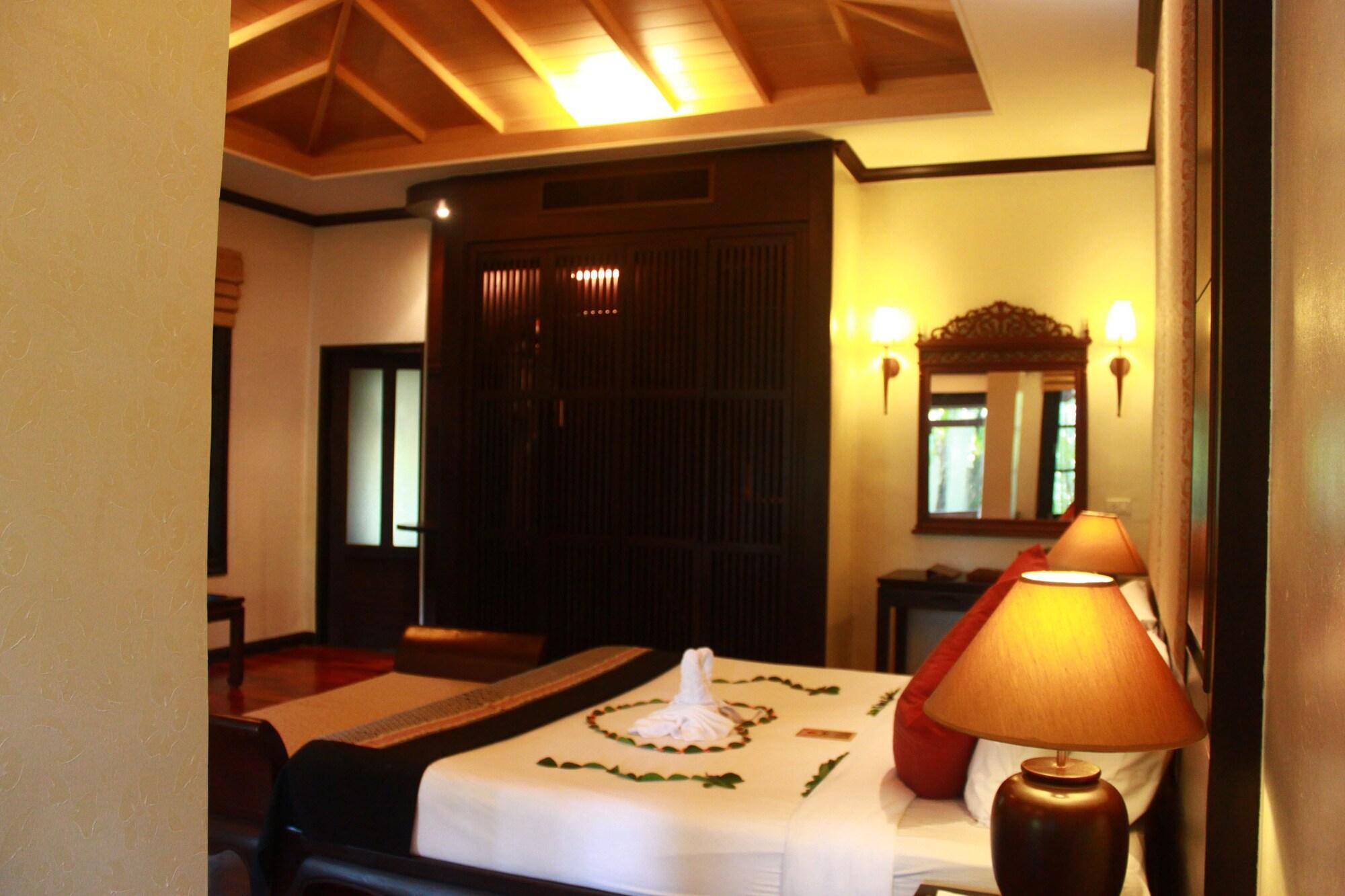Mukdara Beach Villa & Spa Resort Khaulak Kültér fotó